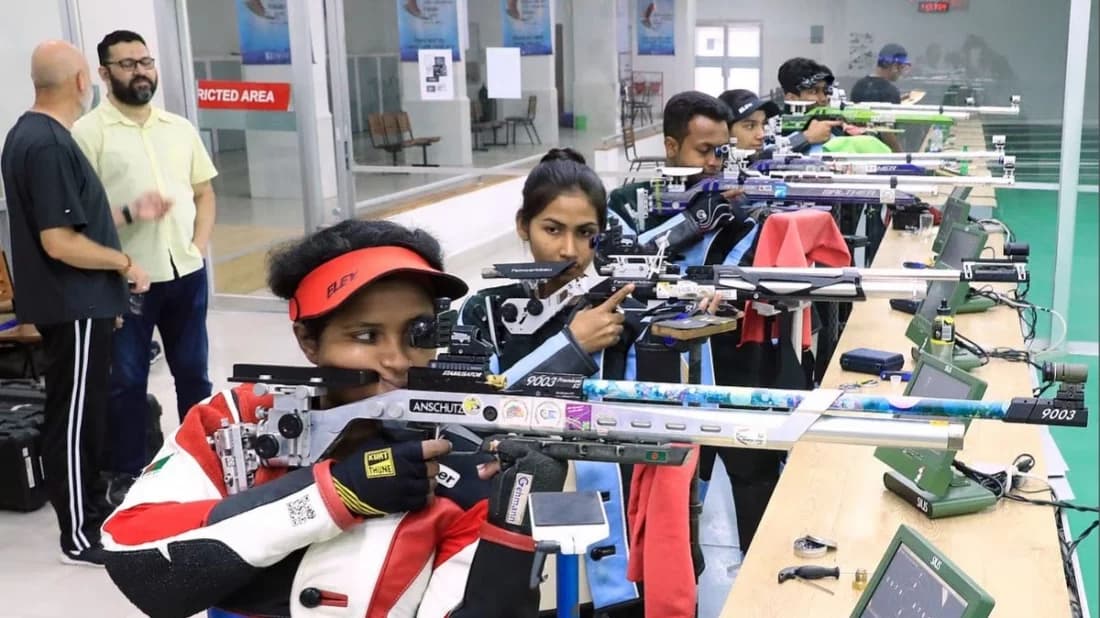 ক্রিকেট দল না গেলেও শুটিং দলকে ভারত সফরের অনুমতি দিলো সরকার