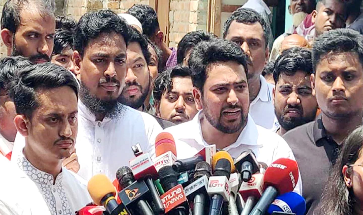 জুলাই সনদ বাস্তবায়ন ছাড়া নির্বাচনে যাবে না এনসিপি: নাহিদ ইসলাম