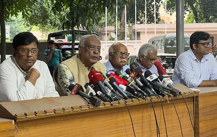 চার-পাঁচ দিনের মধ্যে নির্বাচনের তারিখ ঘোষণা করবেন প্রধান উপদেষ্টা: মোস্তফা জামাল