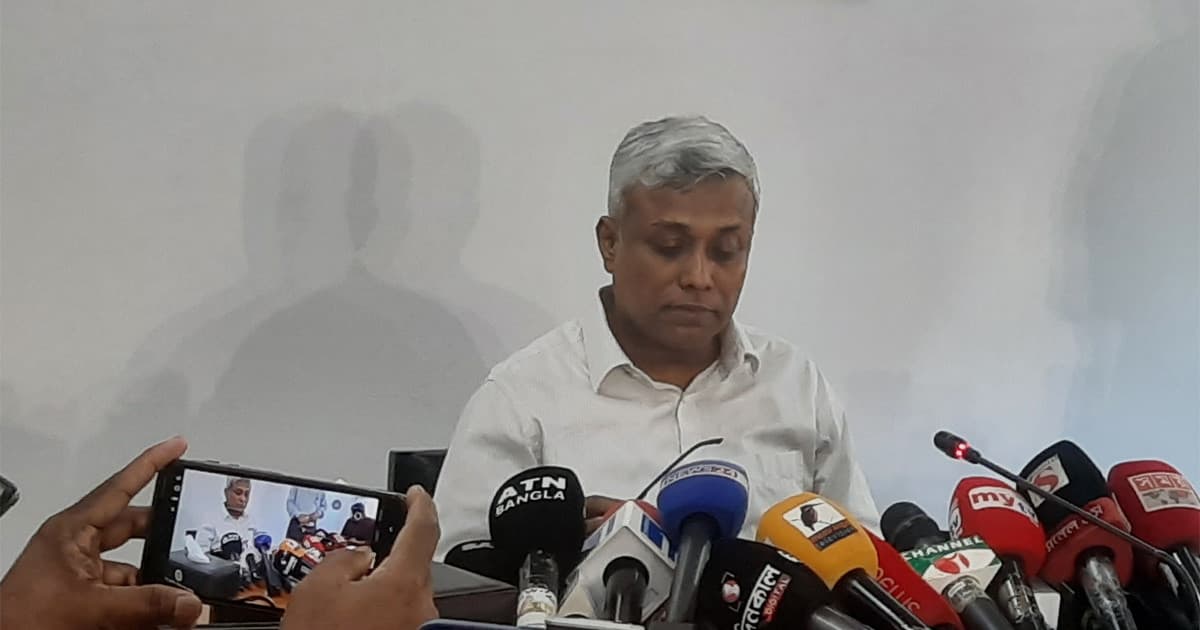 প্রতিবেশী দেশে পাচার রোধেই জ্বালানি তেলের মূল্যবৃদ্ধি, জানালেন জ্বালানি প্রতিমন্ত্রী