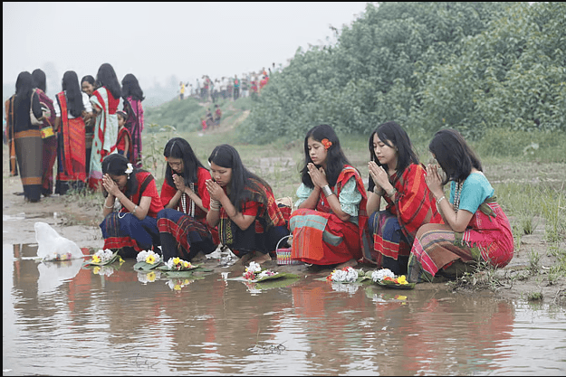 ফুল ভাসিয়ে পাহাড়ে শুরু হলো বিজু উৎসব, বিশ্বশান্তি কামনা