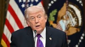 ইরানের ‘নিঃশর্ত আত্মসমর্পণ’ চান ট্রাম্প