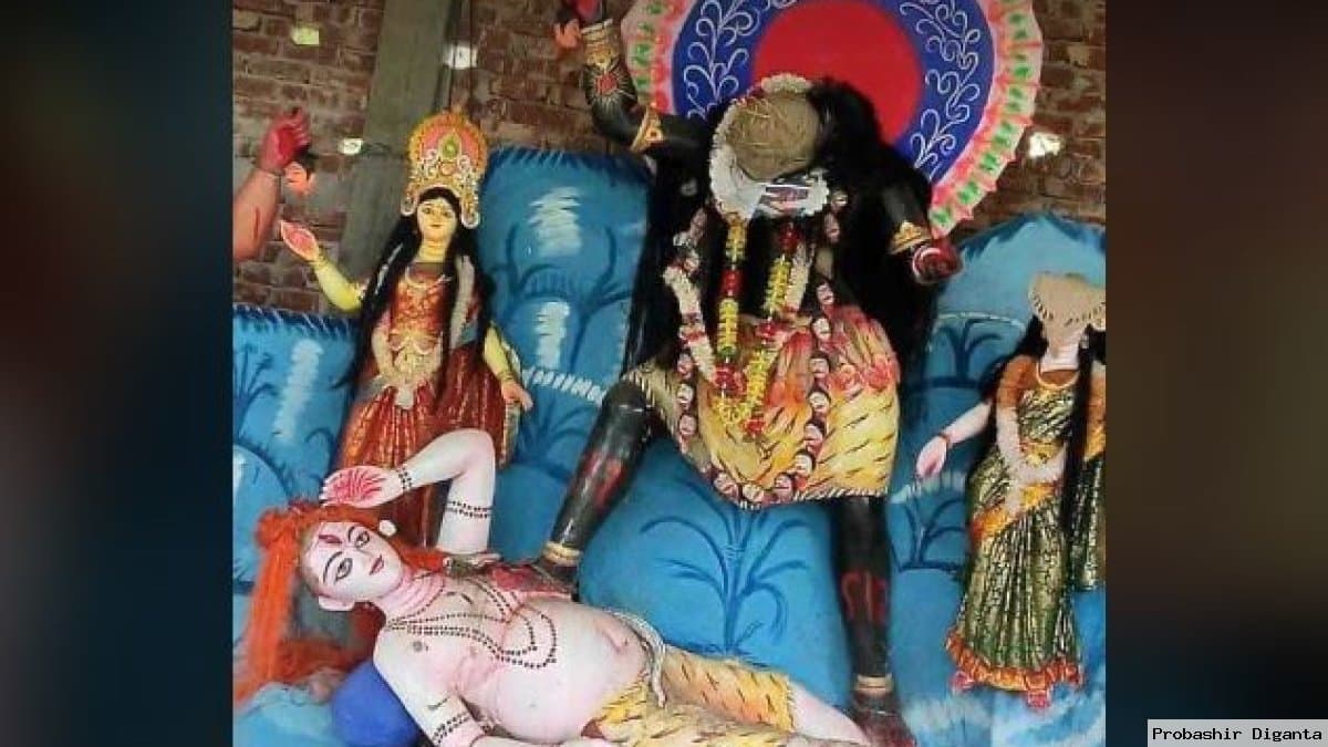বোচাগঞ্জে কালী মন্দিরে হামলা, ৫টি মূর্তি ভাঙচুর