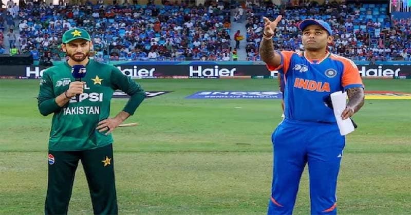 সূর্যদের সঙ্গে হাত মেলাবেন বাবররা ? ভারতের কোর্টে বল ঠেললেন পাক অধিনায়ক