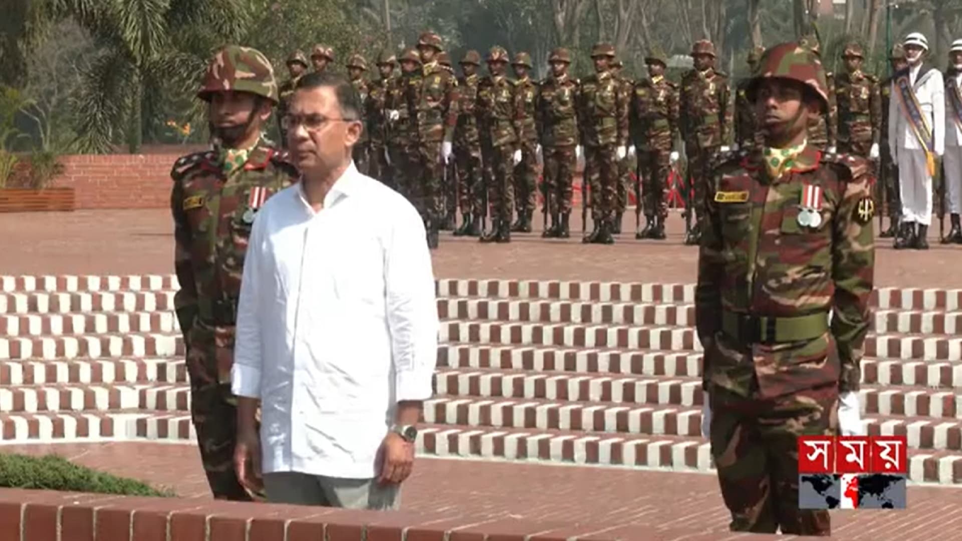 সাভার স্মৃতিসৌধে প্রধানমন্ত্রীর শ্রদ্ধা নিবেদন