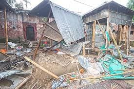 ধর্মনিরপেক্ষতার বদলে বহুত্ববাদ: ভাবের ঘরে চুরি 