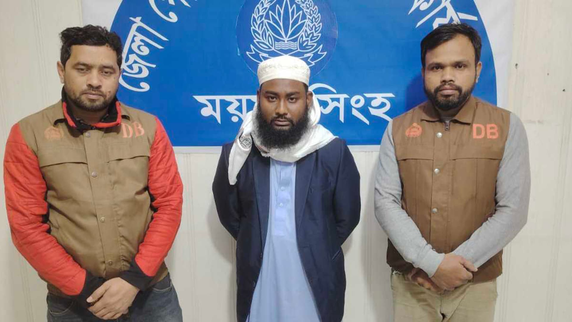 দিপু চন্দ্র দাস হত্যা: মরদেহ পোড়ানোয় ‘নেতৃত্ব’ দেয়া সেই ইয়াছিন ঢাকায় গ্রেফতার