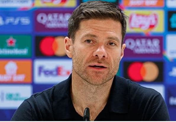 ৮ ম্যাচে মাত্র ২ জয় রিয়ালের, চাকরি হারানোর শঙ্কার মুখেও ‘ইতিবাচক’ আলোনসো