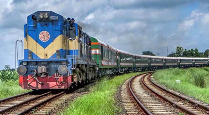 দেশে প্রথমবারের মতো ট্রেনে স্টারলিংকের ইন্টারনেট সেবা চালু