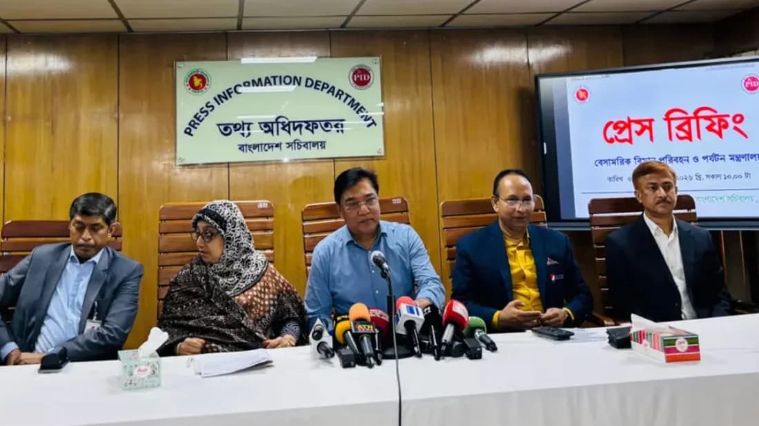 বিমানবন্দরে হাজিদের ১৫০ লাগেজ কেটে মালামাল চুরির বিষয়টি অসত্য: বিমান প্রতিমন্ত্রী