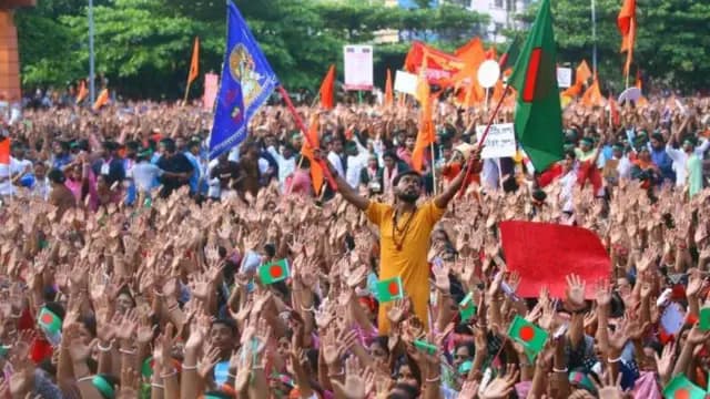 সংখ্যালঘু নির্যাতনের পদ্ধতি বদলাচ্ছে বাংলাদেশে, হাতিয়ার এখন মব-সন্ত্রাস