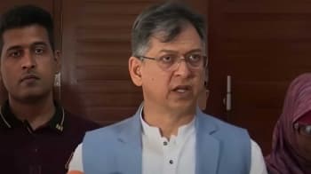 ‘আমাদের শাহবাগে গিয়ে কথা বলতে হবে কেন’, প্রশ্ন বিএনপি নেতা সালাহউদ্দিন আহমদের