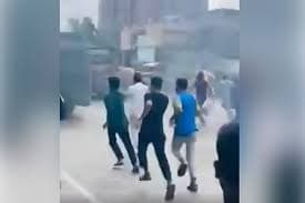 শ্যামলীতে আ.লীগের ঝটিকা মিছিল, ককটেল বিস্ফোরণ, আটকদের ছাড়িয়ে নেওয়ার চেষ্টা: পুলিশ