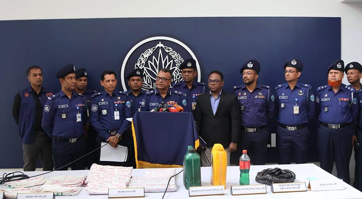 রাউজান-রাঙ্গুনিয়ার হিন্দু বসতঘরে আগুন ছিল পরিকল্পিত: চট্টগ্রাম রেঞ্জ ডিআইজি