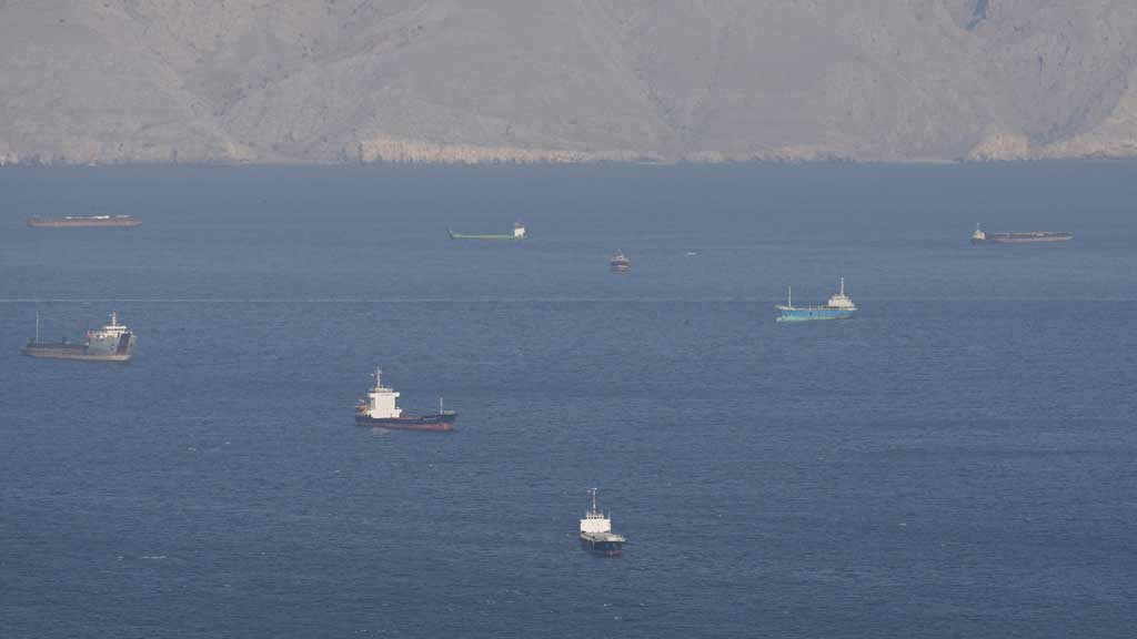 ইরানের সঙ্গে চুক্তি না হওয়া পর্যন্ত হরমুজ অবরোধ তুলবে না যুক্তরাষ্ট্র: ট্রাম্প