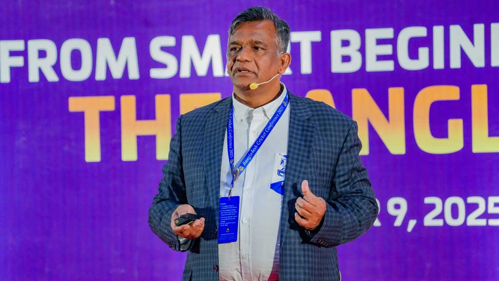 নিজেকে বিসিবির ‘একমাত্র বৈধ সভাপতি’ দাবি করে আইসিসির হস্তক্ষেপ কামনা আমিনুলের