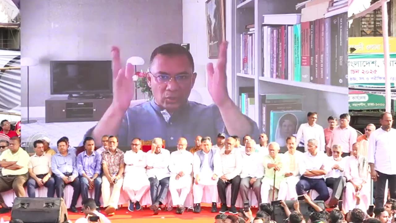 ঐক্যবদ্ধ থাকুন, মুখ দেখাদেখি যেন বন্ধ না হয়: তারেক রহমান