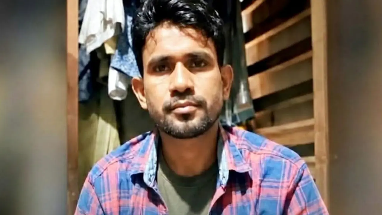 ধর্ম অবমাননার অভিযোগে সাতক্ষীরায় হাসপাতালে ঢুকে যুবককে পিটিয়ে হত্যা